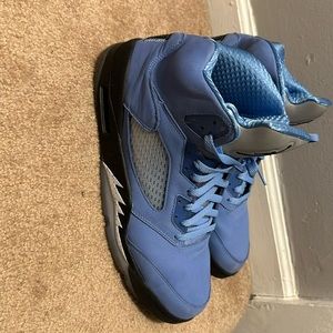 Air Jordan 5 Retro "UNC" University Blue